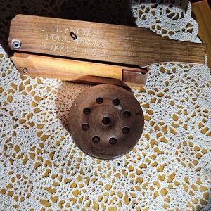 Lynch's Wooden Turkey Call. Also a Signed One Ross Jackson.Great for turkey hunt